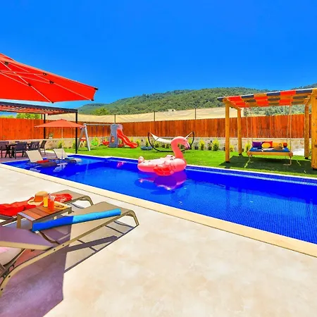 Hotel Duesler Bahcesi Kaş